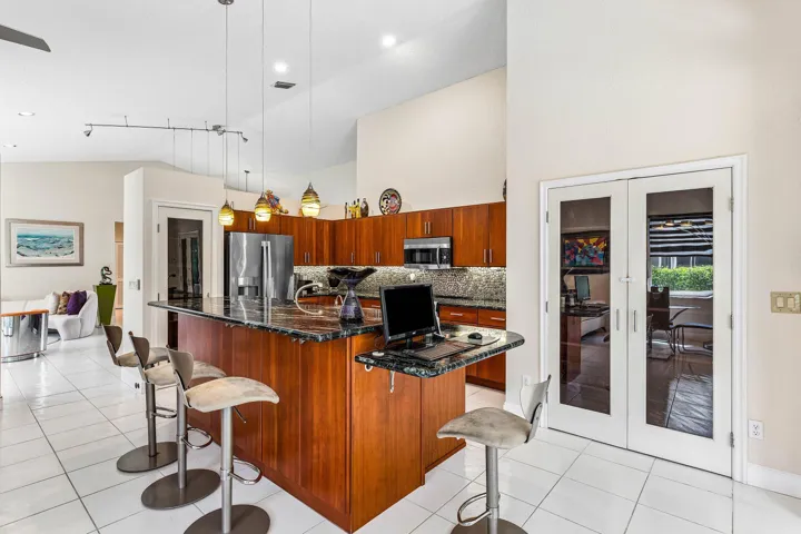 010-4510KensingtonParkWay-Wellington-FL-