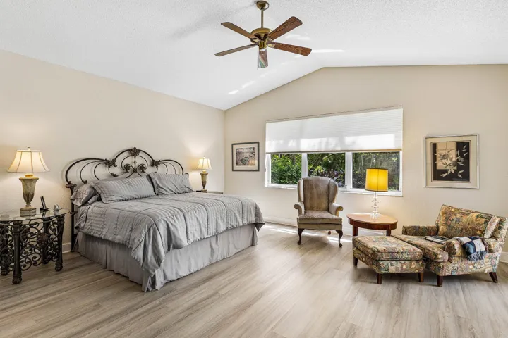 020-4510KensingtonParkWay-Wellington-FL-