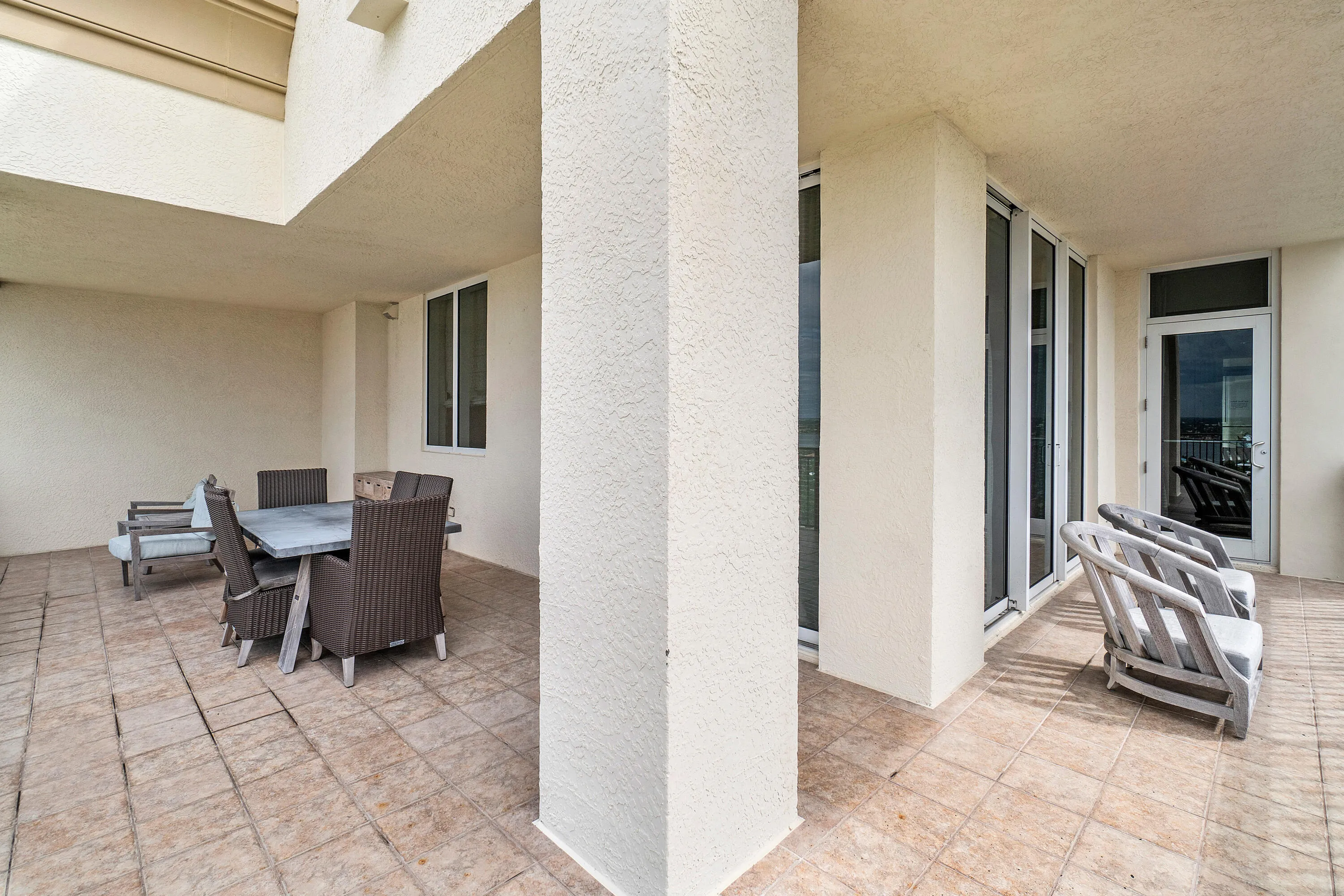 037-3800NorthOceanDrive-RivieraBeach-FL-
