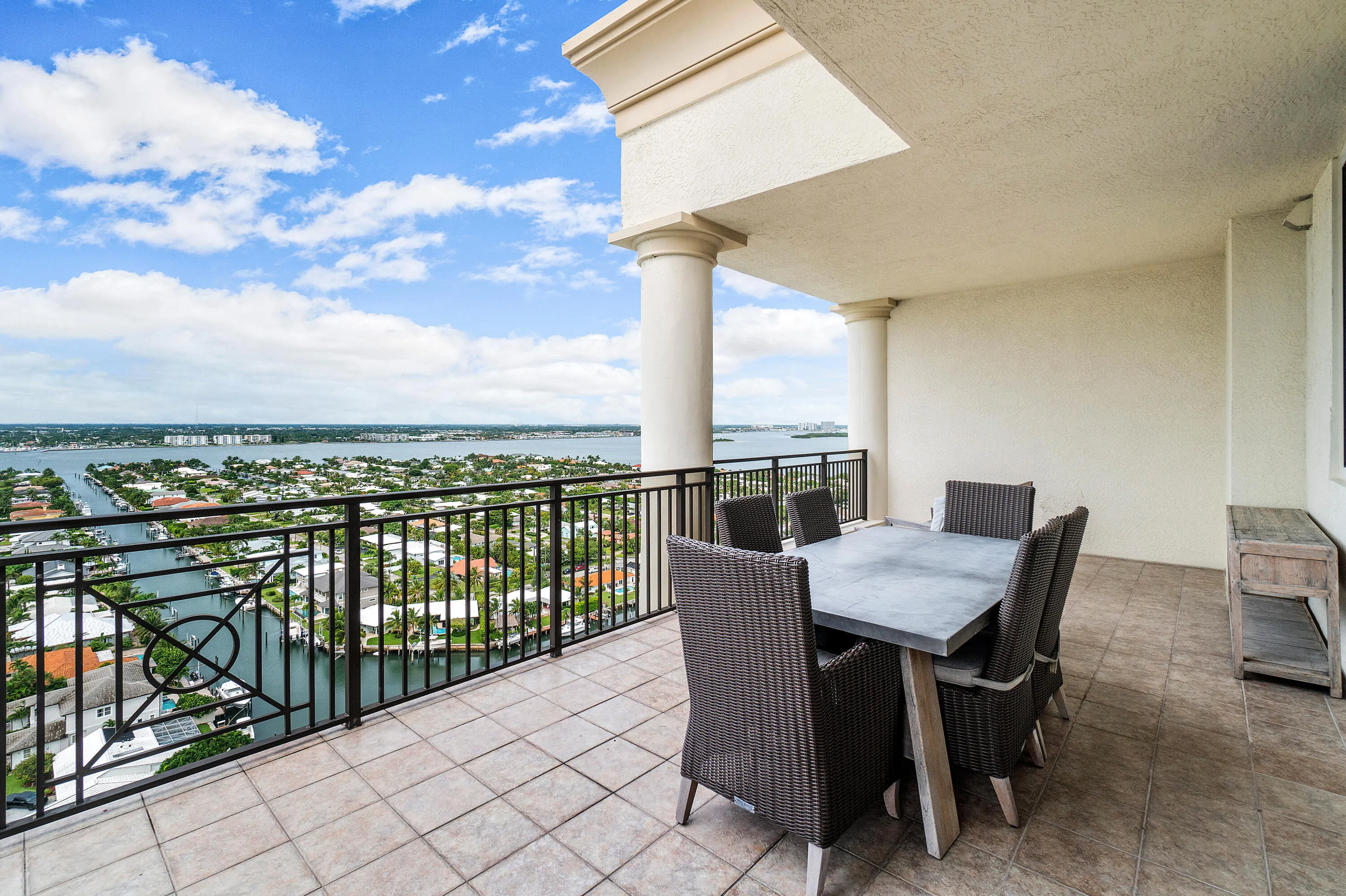 039-3800NorthOceanDrive-RivieraBeach-FL-