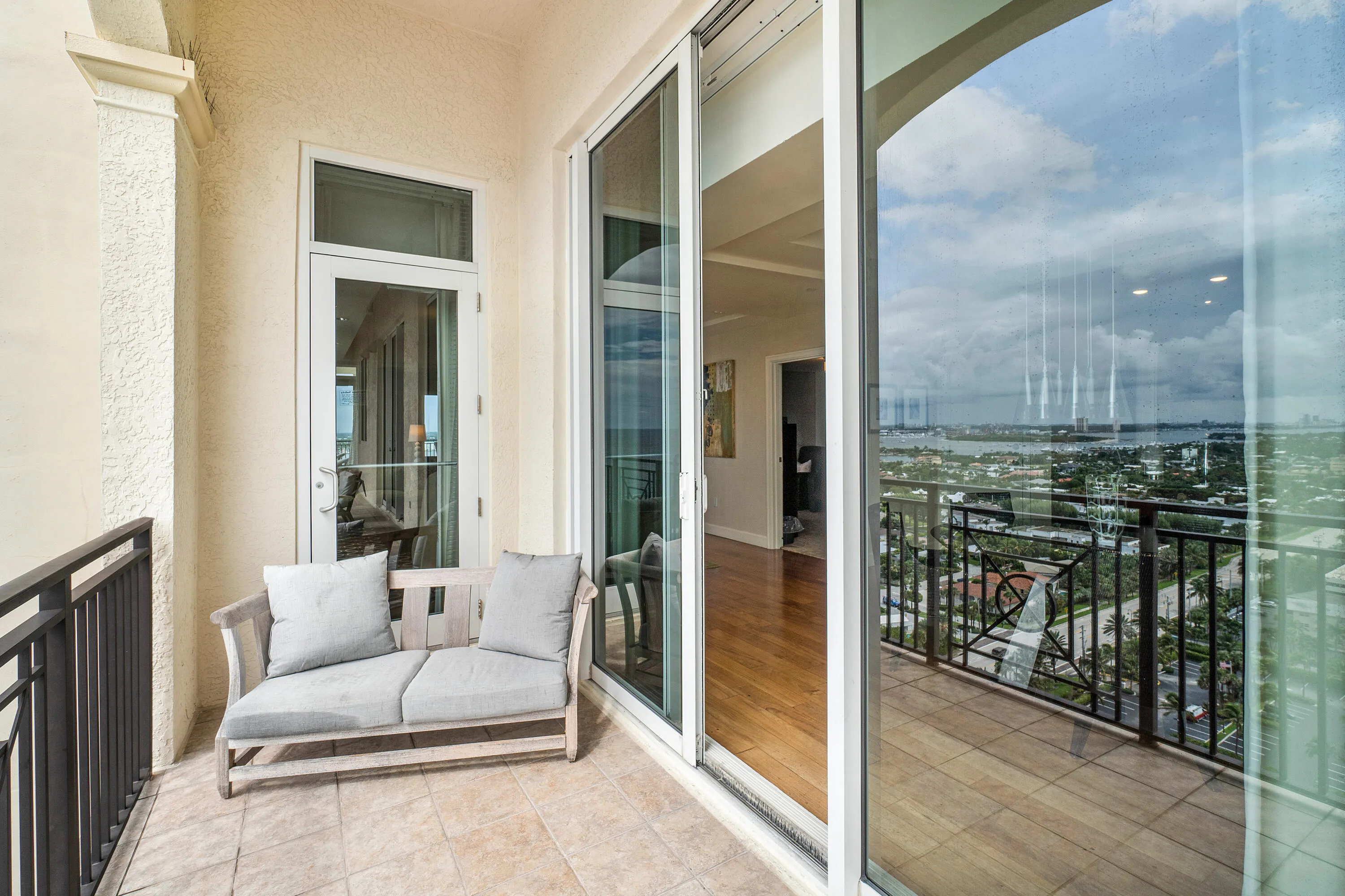 030-3800NorthOceanDrive-RivieraBeach-FL-