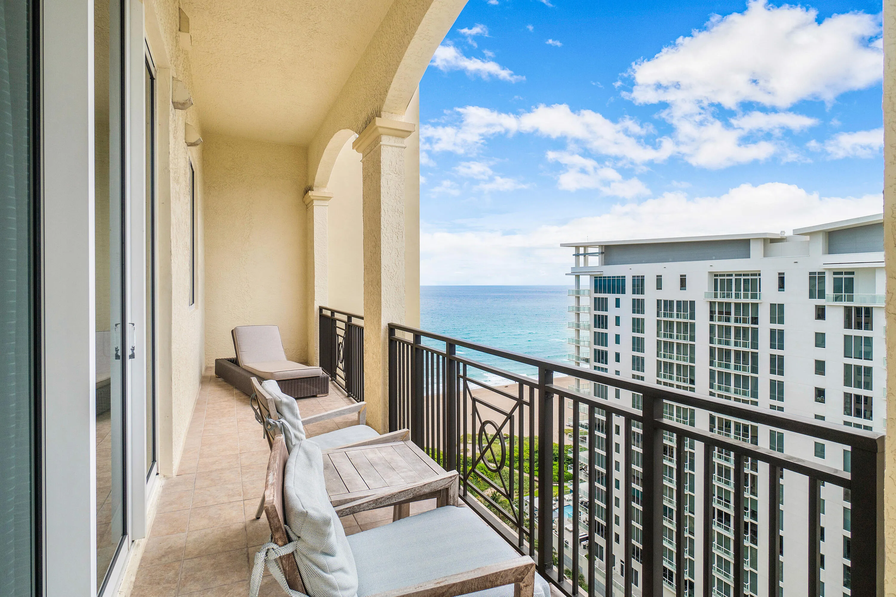 028-3800NorthOceanDrive-RivieraBeach-FL-