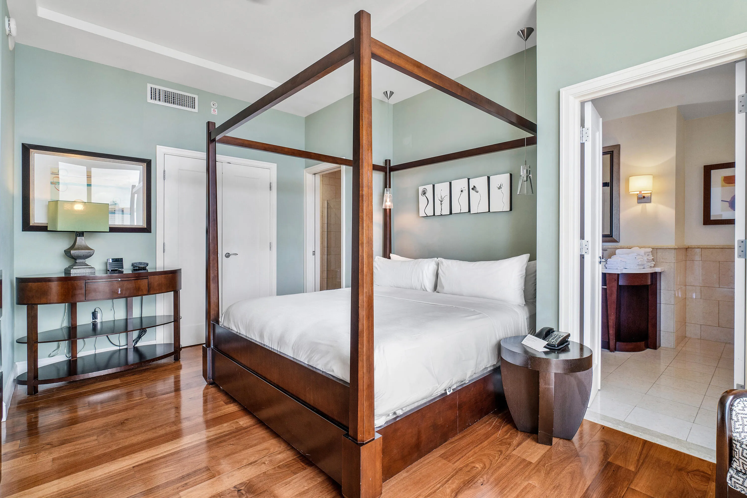 021-3800NorthOceanDrive-RivieraBeach-FL-