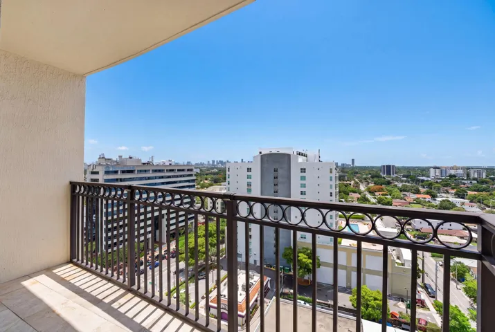 8-web-or-mls-Exterior_DSC01731_hf4k