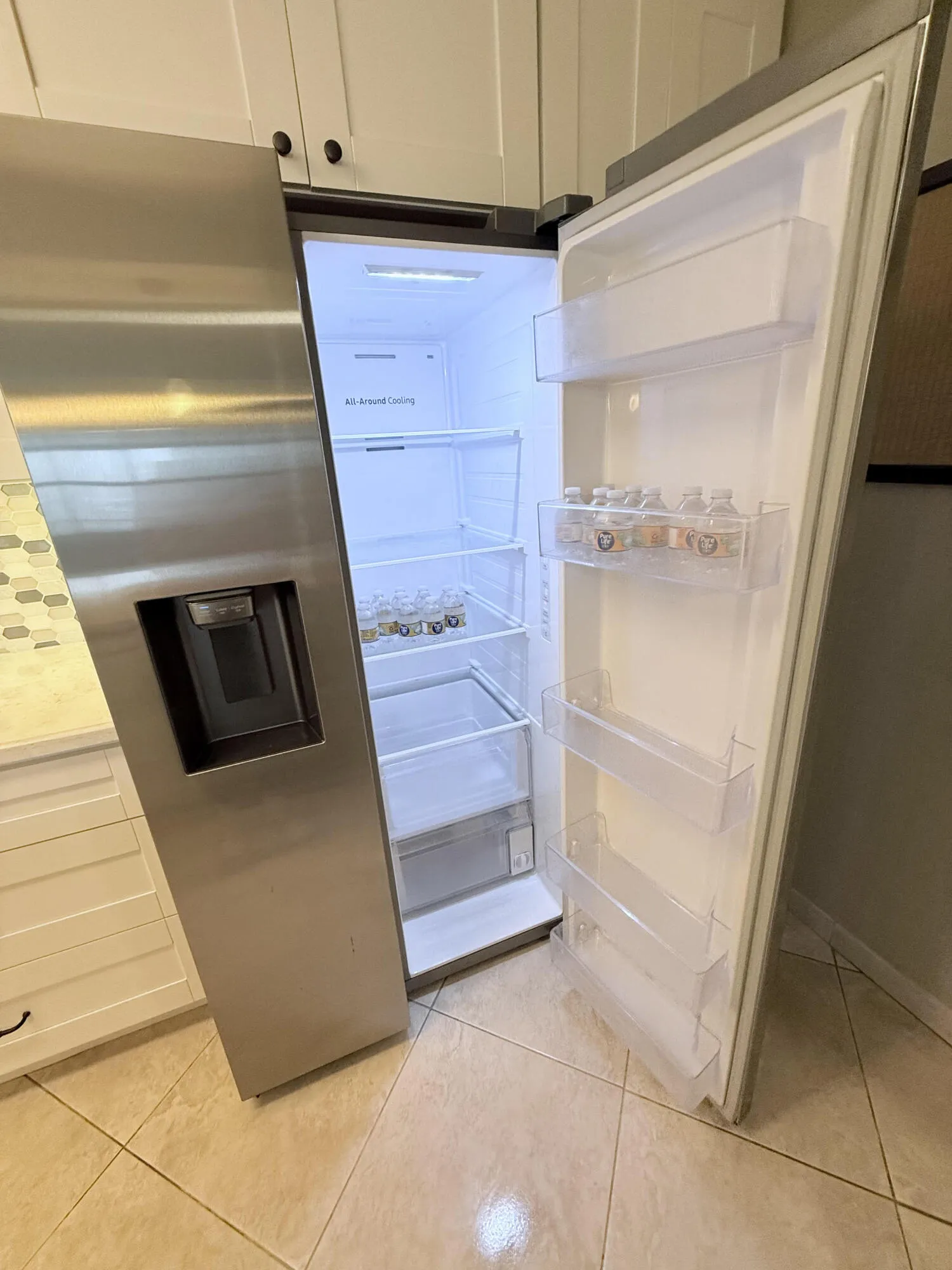 FRIDGE