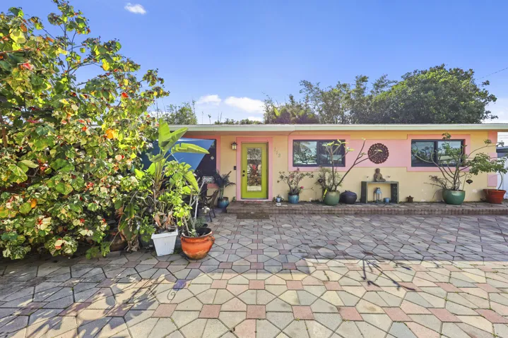 112 San Juan Dr