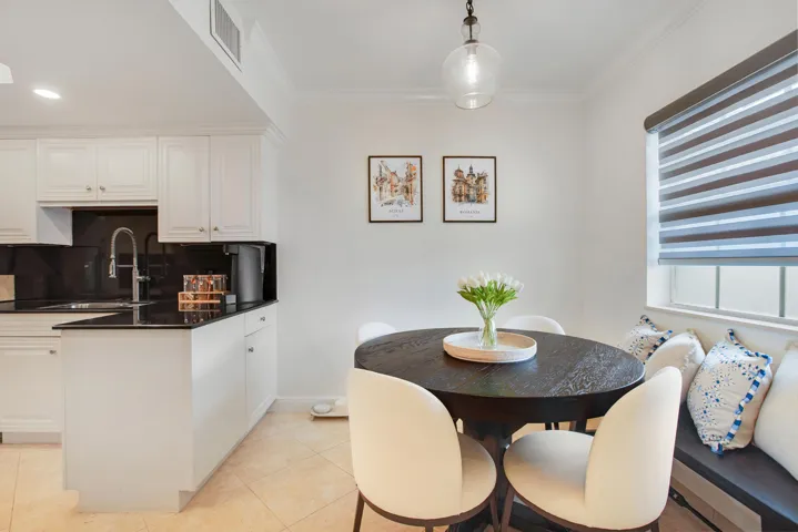 flex space in front offers a variety of options