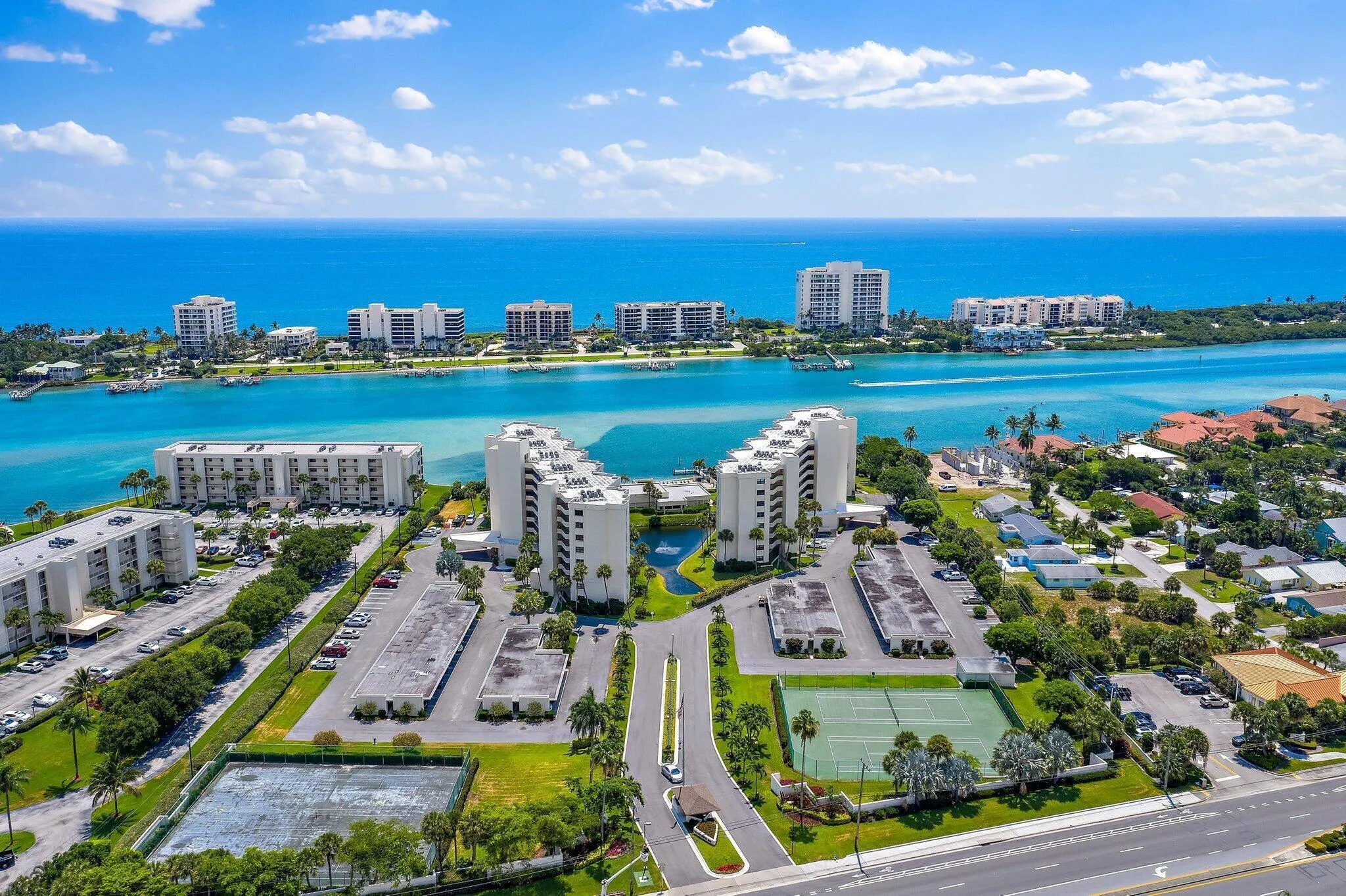 068-19800SandpointeBayDr101-Tequesta-FL-