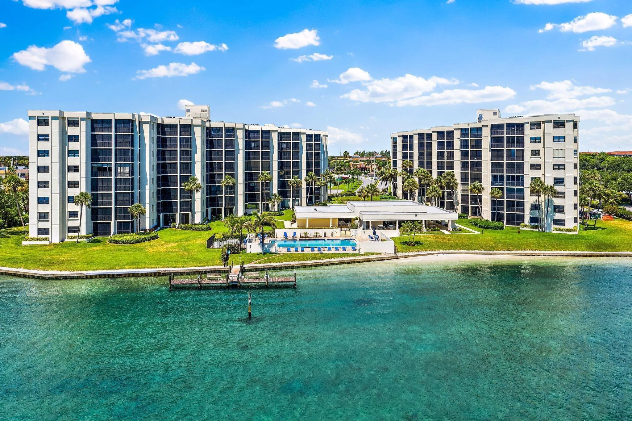 079-19800SandpointeBayDr101-Tequesta-FL-