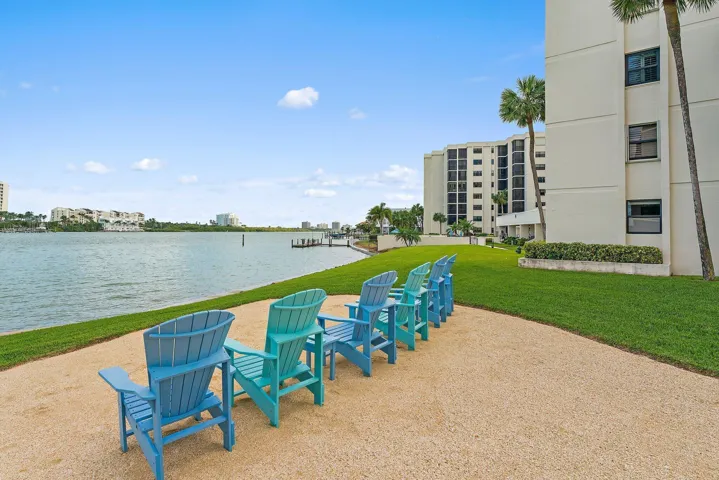 055-19800SandpointeBayDr101-Tequesta-FL-