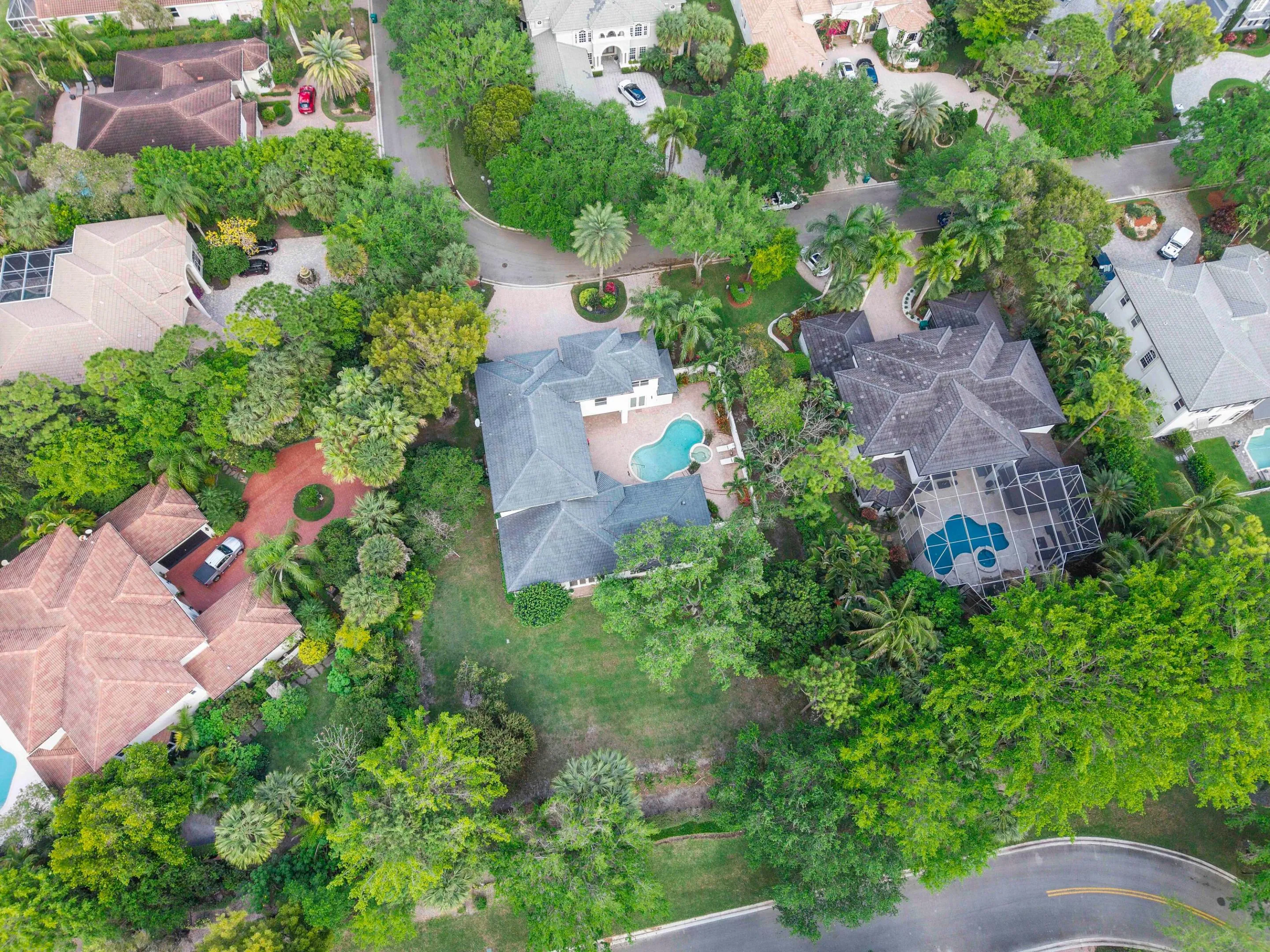 6015 Pinewood Ave_012