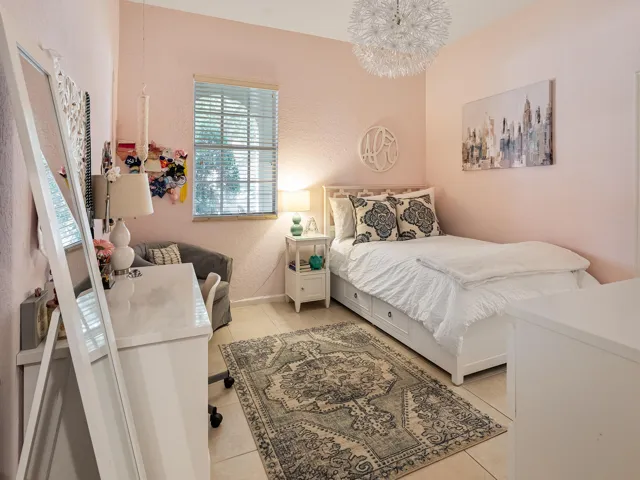 First-Floor Guest Bedroom