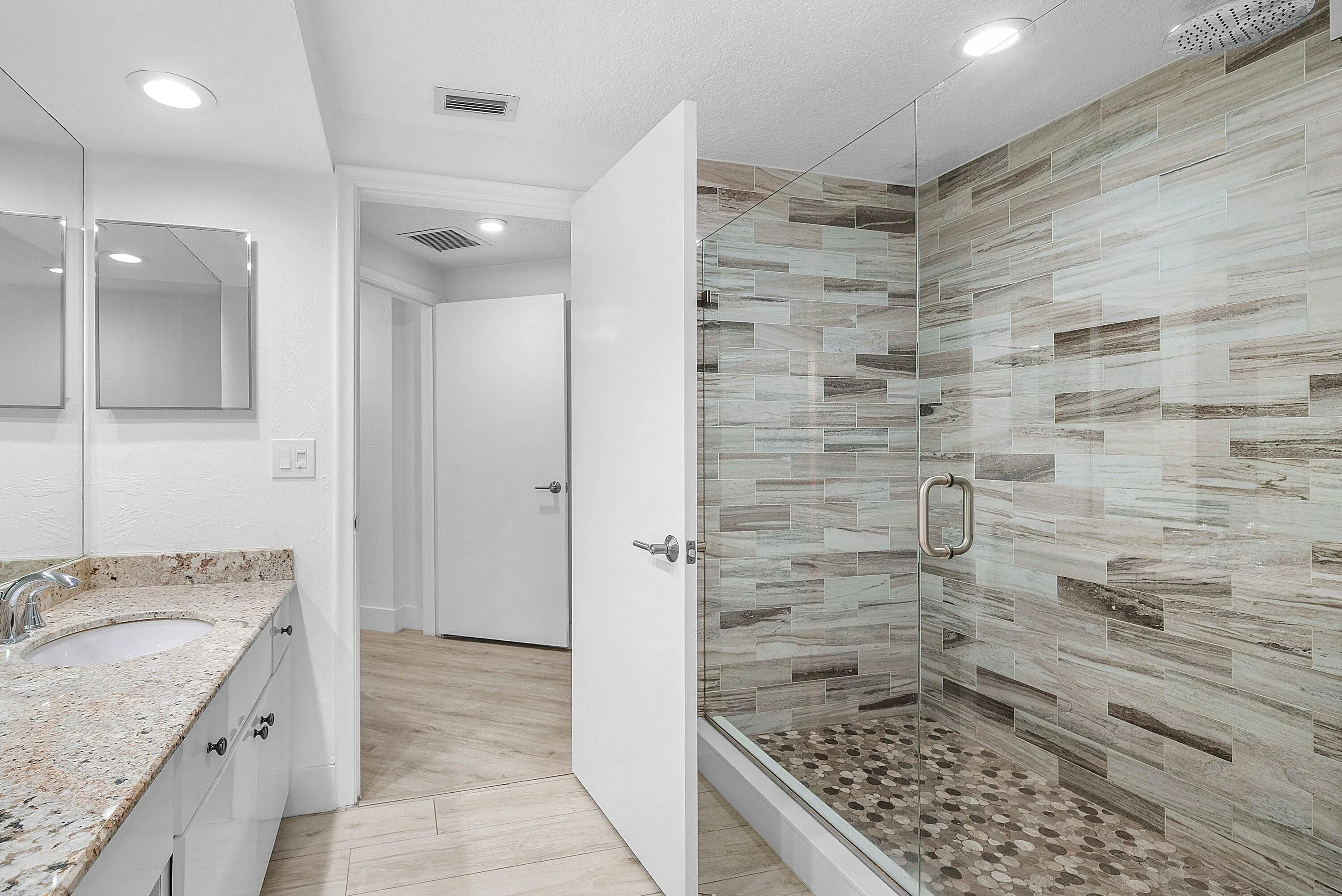 024-1035Southeast6thAvenue-213-DelrayBea