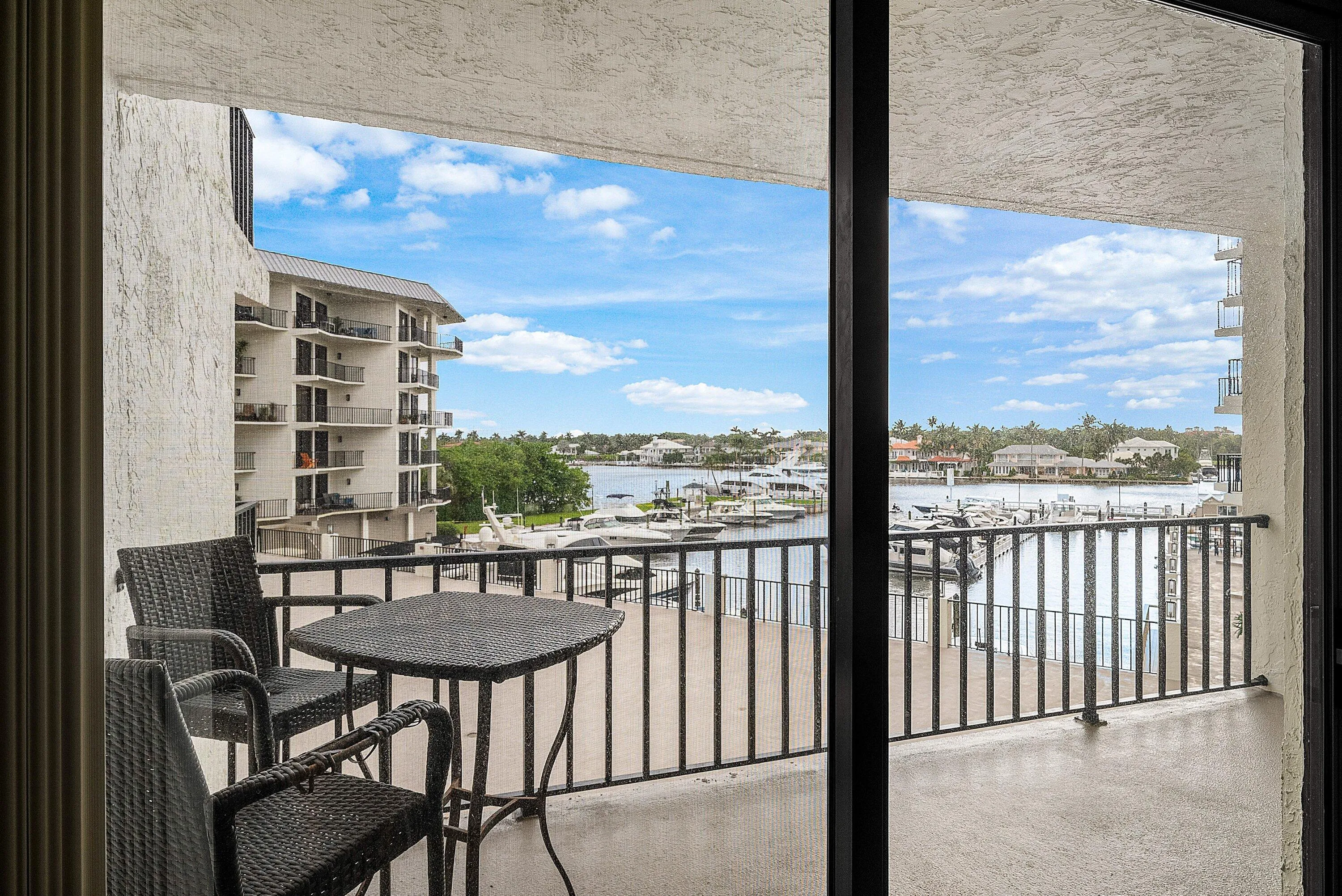 044-1035Southeast6thAvenue-213-DelrayBea