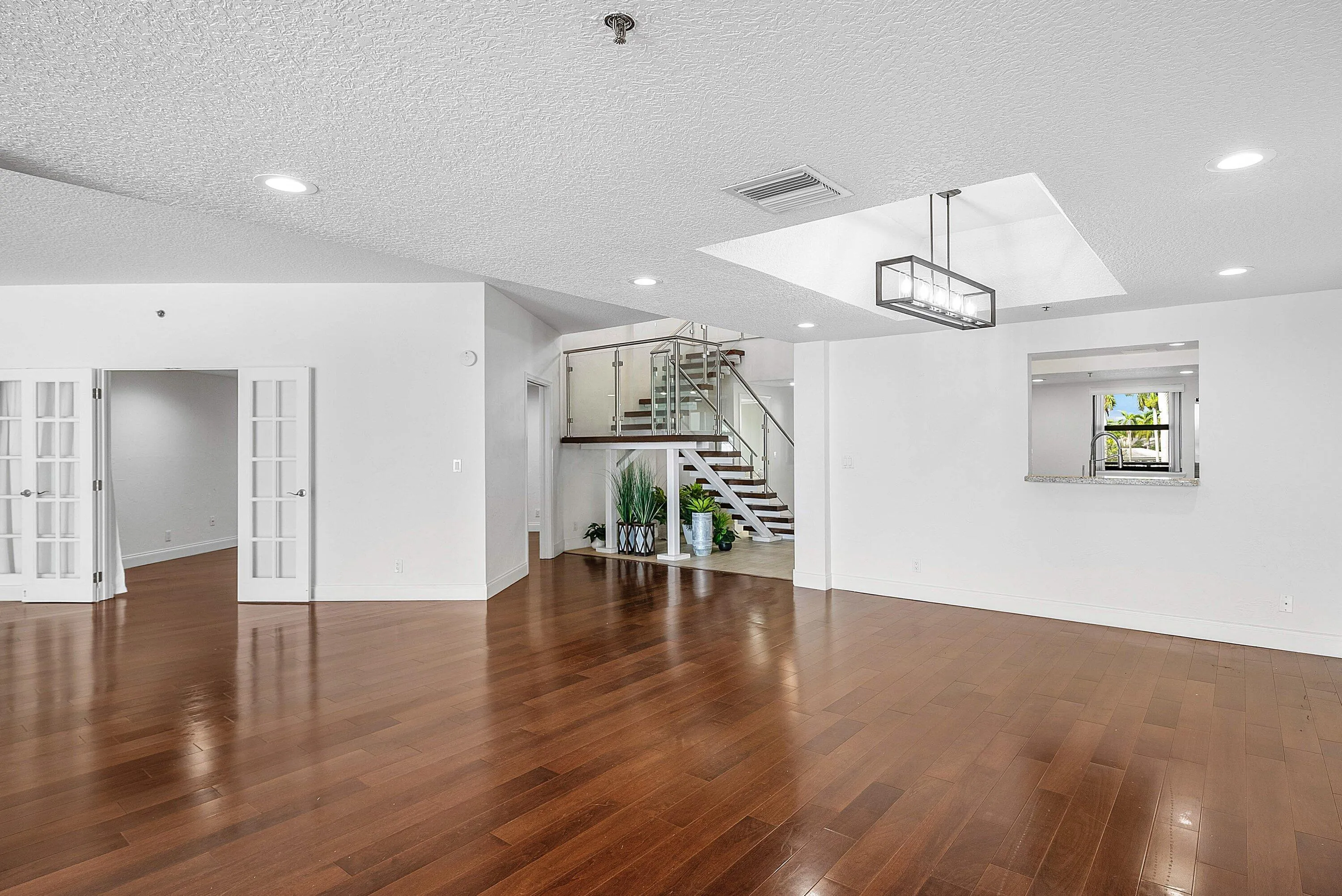 019-1035Southeast6thAvenue-213-DelrayBea