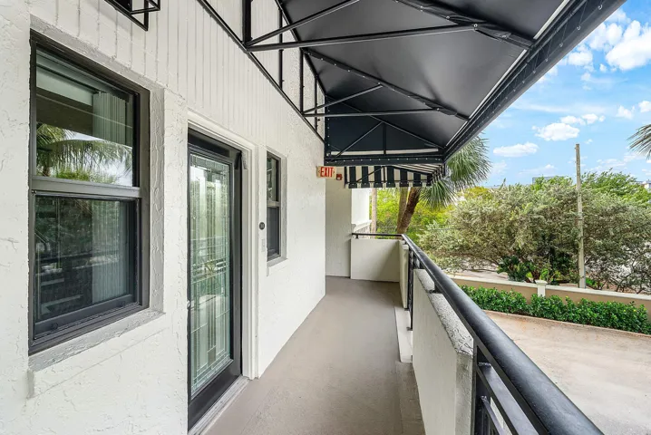 003-1035Southeast6thAvenue-213-DelrayBea
