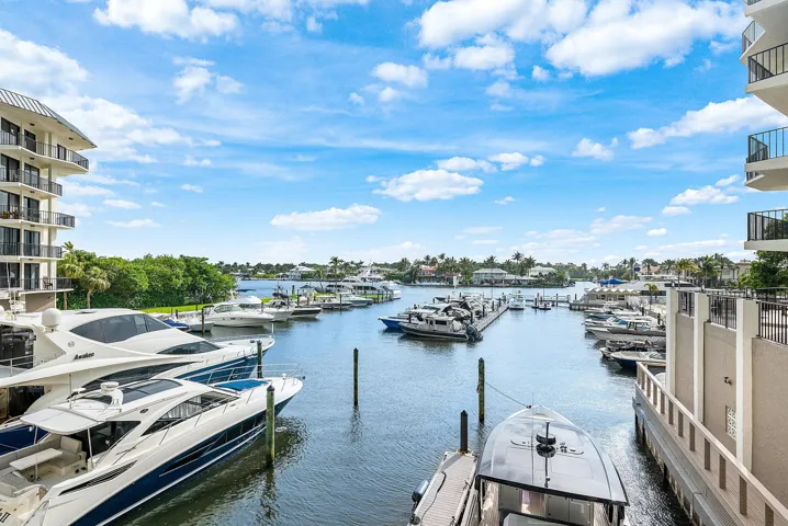 045-1035Southeast6thAvenue-213-DelrayBea
