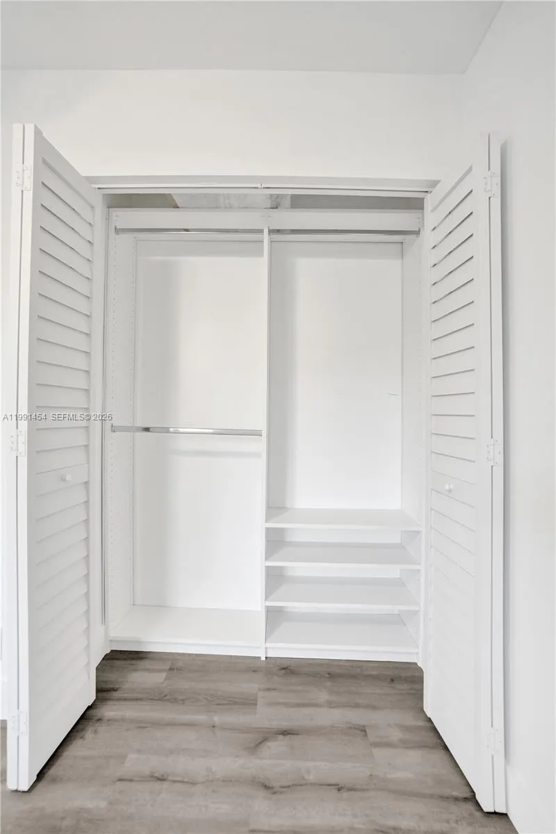 2nd bedroom closet