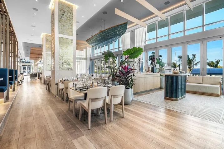 066-220LakeShoreDrive-1415-LakePark-FL-3