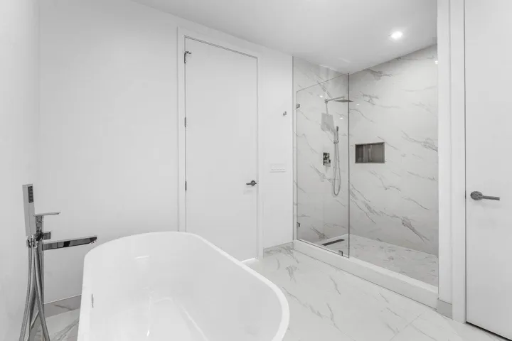 019-220LakeShoreDrive-1415-LakePark-FL-3