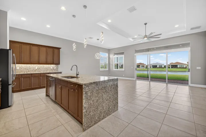 KITCHEN-GREAT ROOM