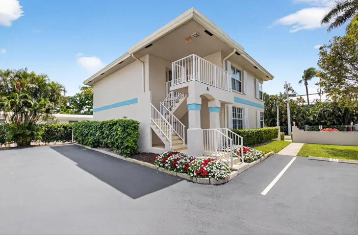 1st Floor Unit