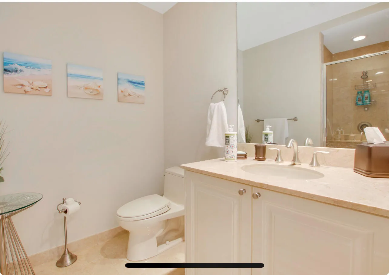 2nd bathroom
