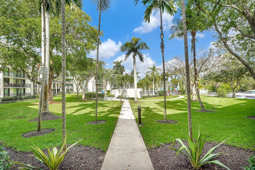 Walkway to Pool