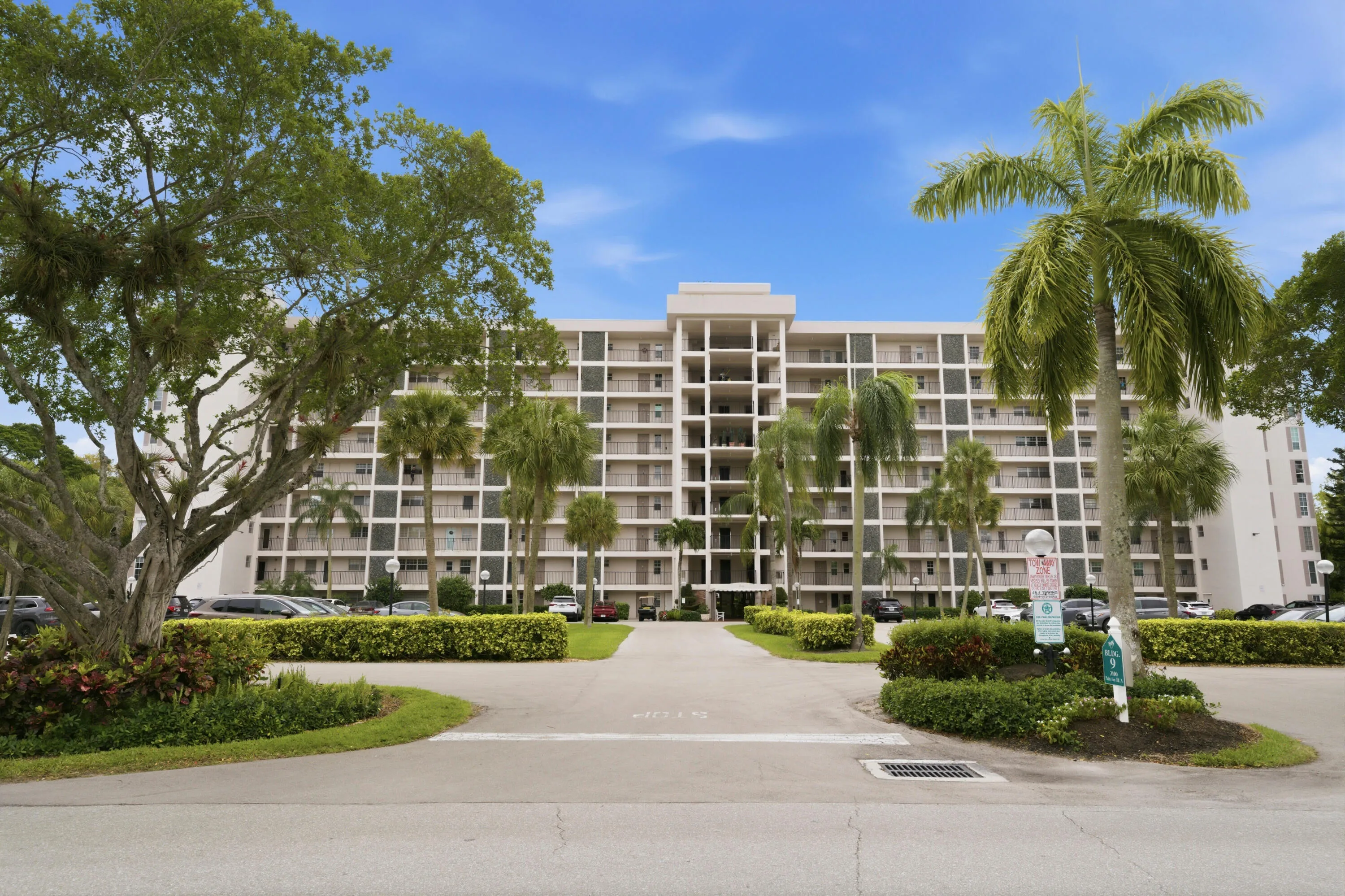 3100 N Palm Aire Dr Pompano Beach, Fl