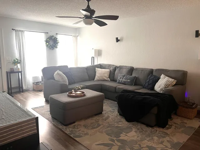 03. Interior B