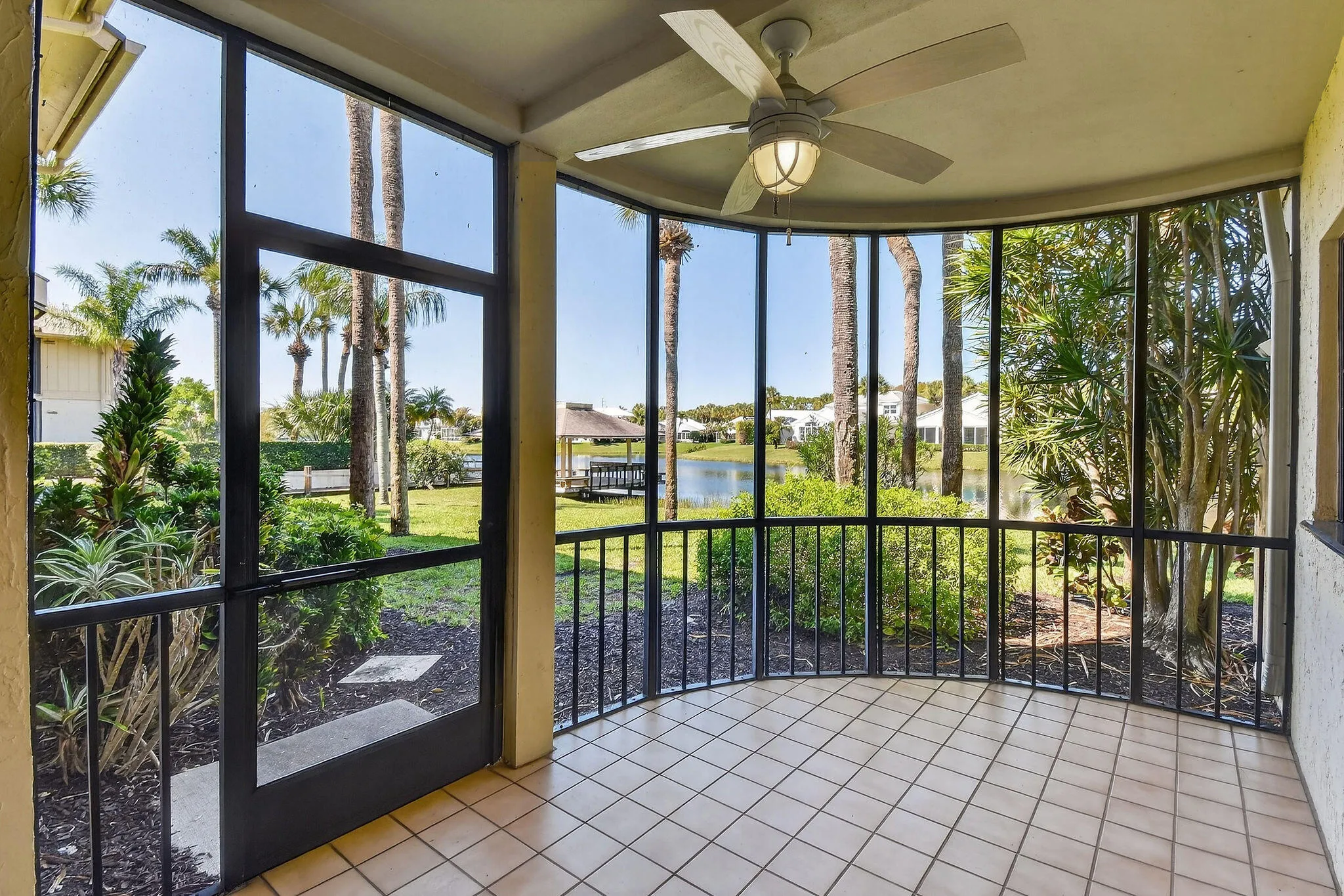 Exterior Lanai