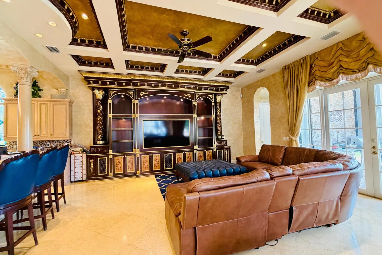 Cabana Bathroom off Family Room