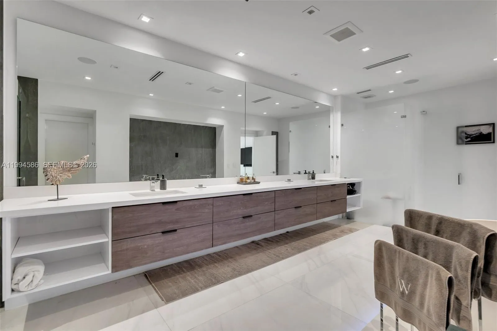 Property photo 158