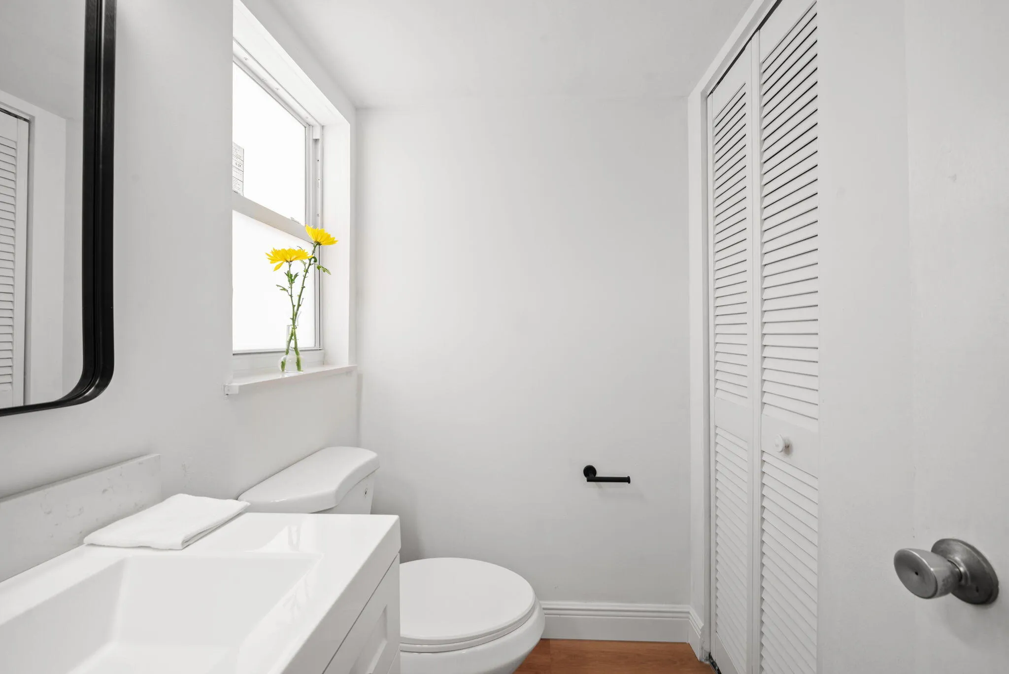 15-web-or-mls-230-ne-26th-ave-216