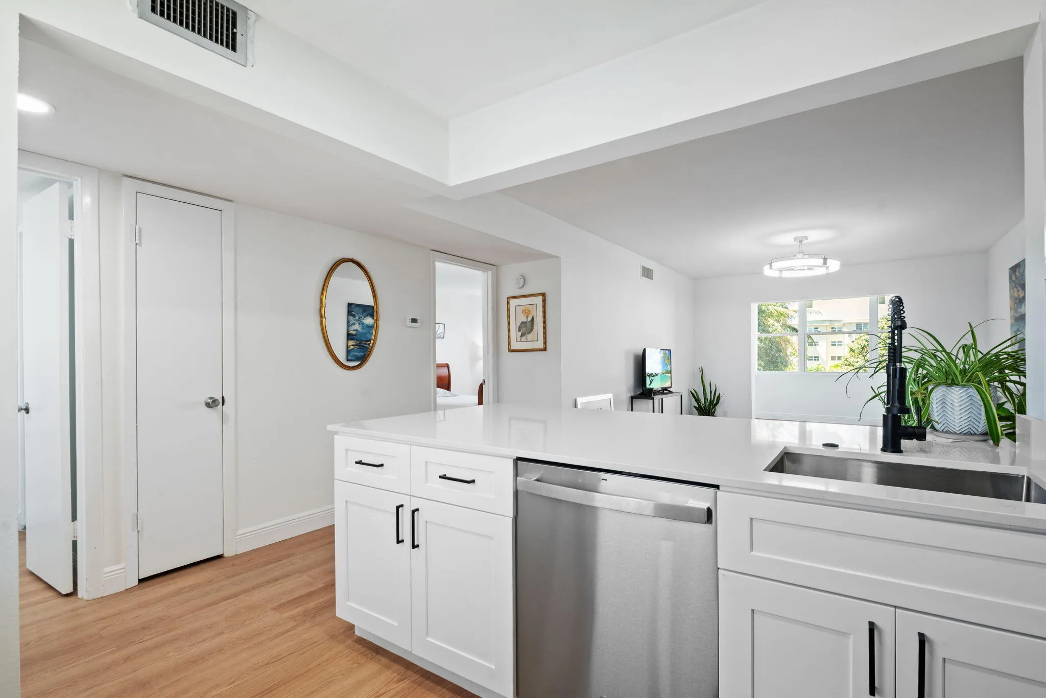 13-web-or-mls-230-ne-26th-ave-216
