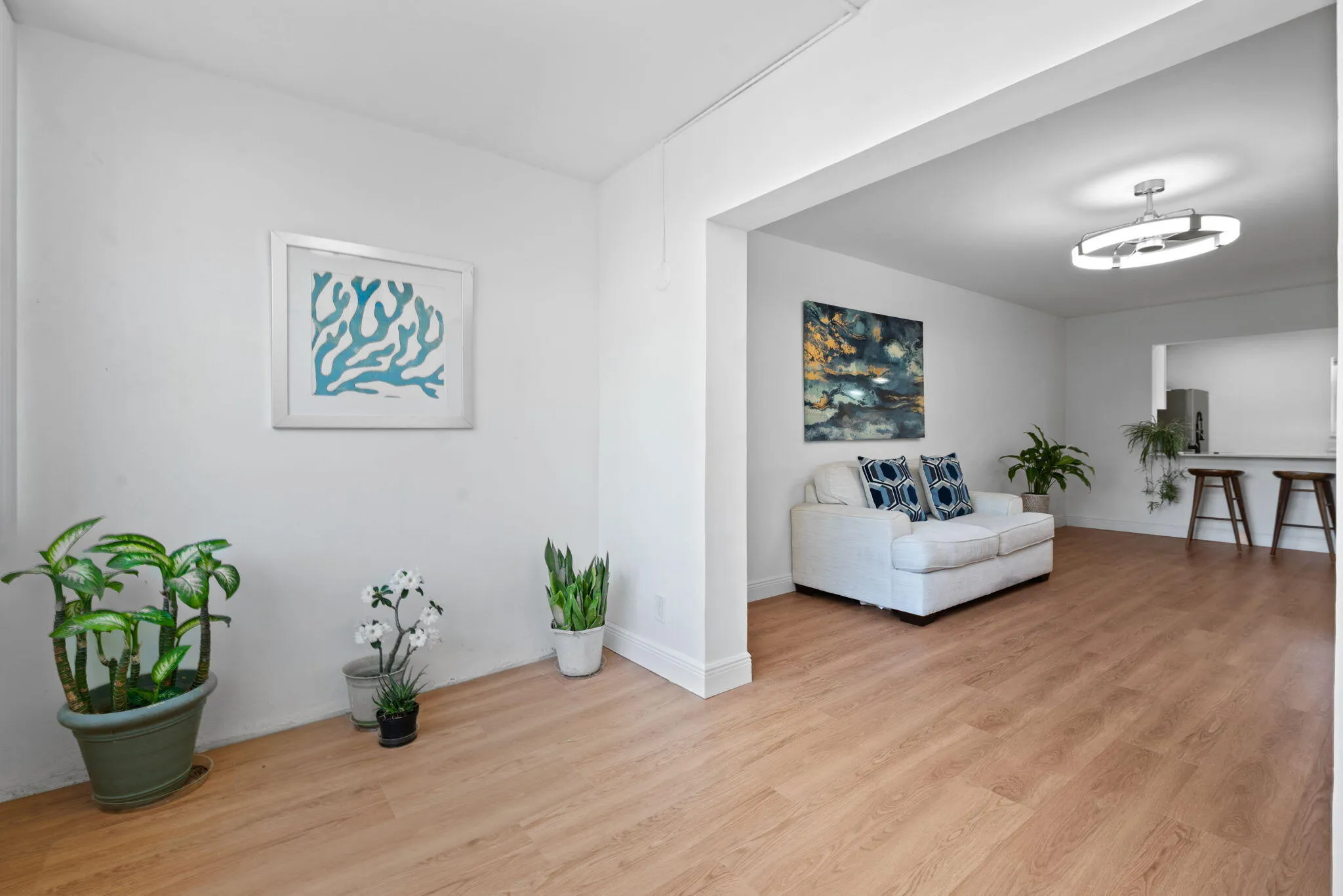 21-web-or-mls-230-ne-26th-ave-216