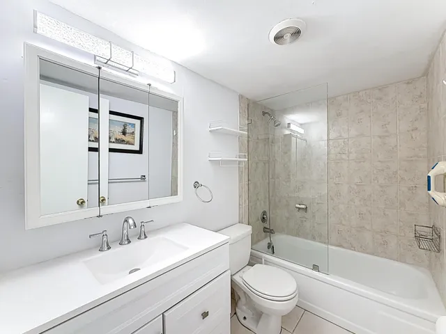 755 Dotterel Road Bathroom #1