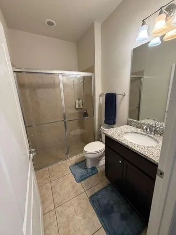 9029 Bathroom