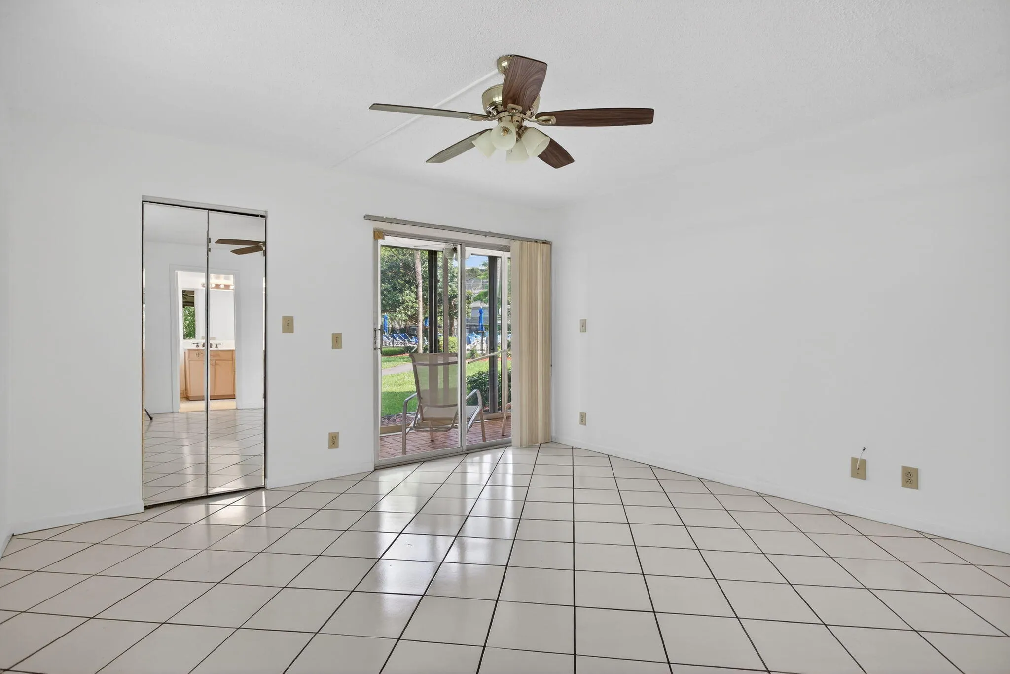 25-web-or-mls-2201-3158