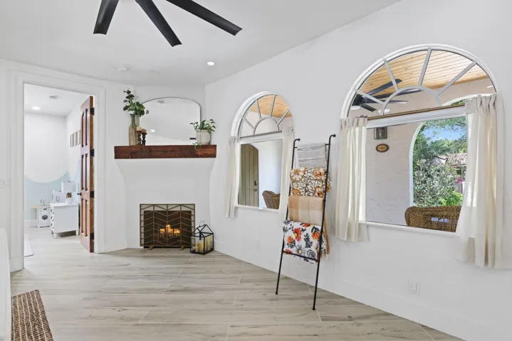 706 Sunset Road - 40.jpg-SMALL