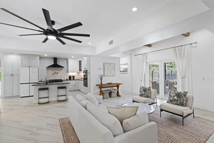 706 Sunset Road - 42.jpg-SMALL