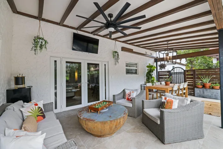 706 Sunset Road - 67.jpg-SMALL