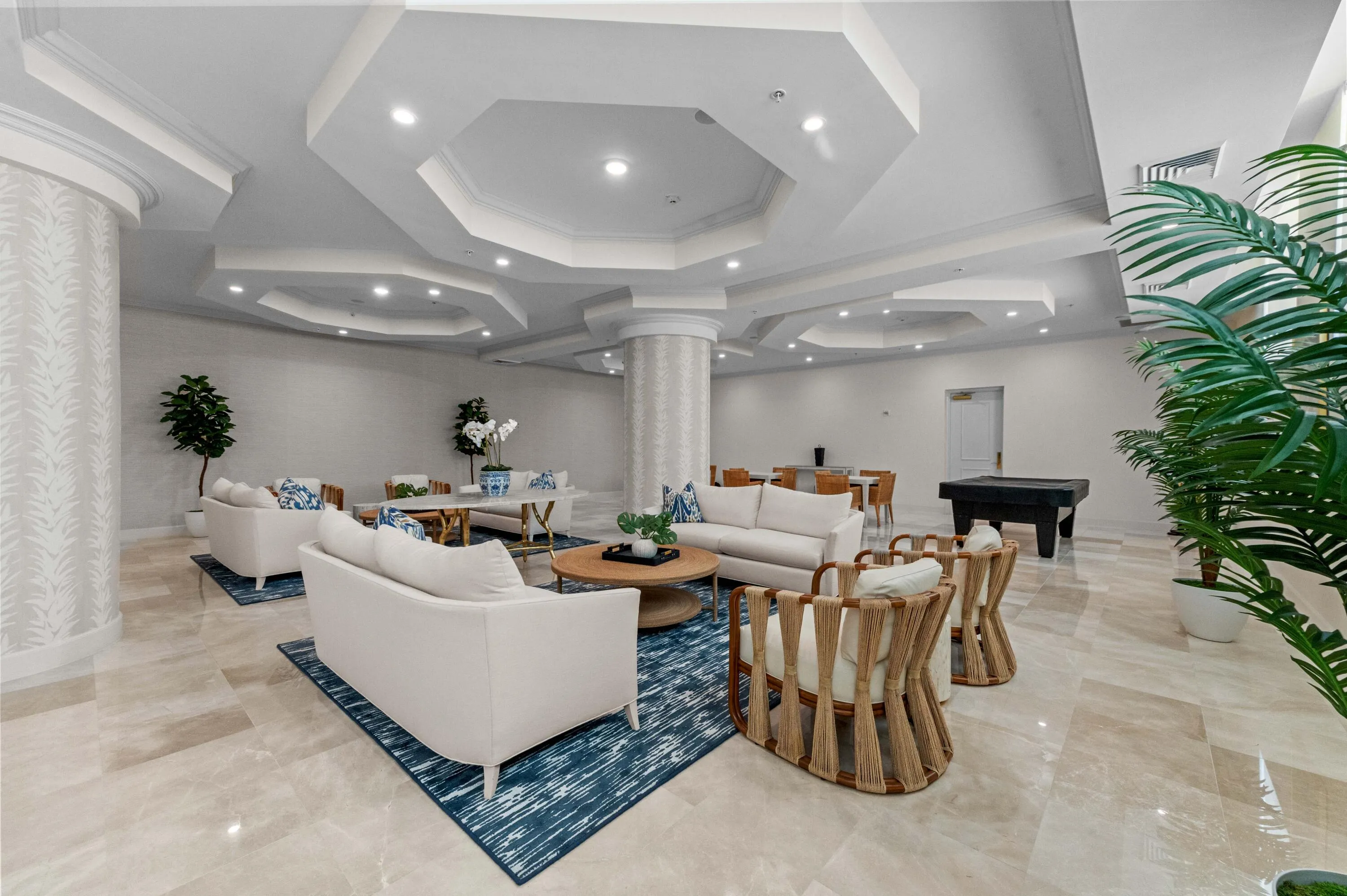 48 Clubhouse 04
