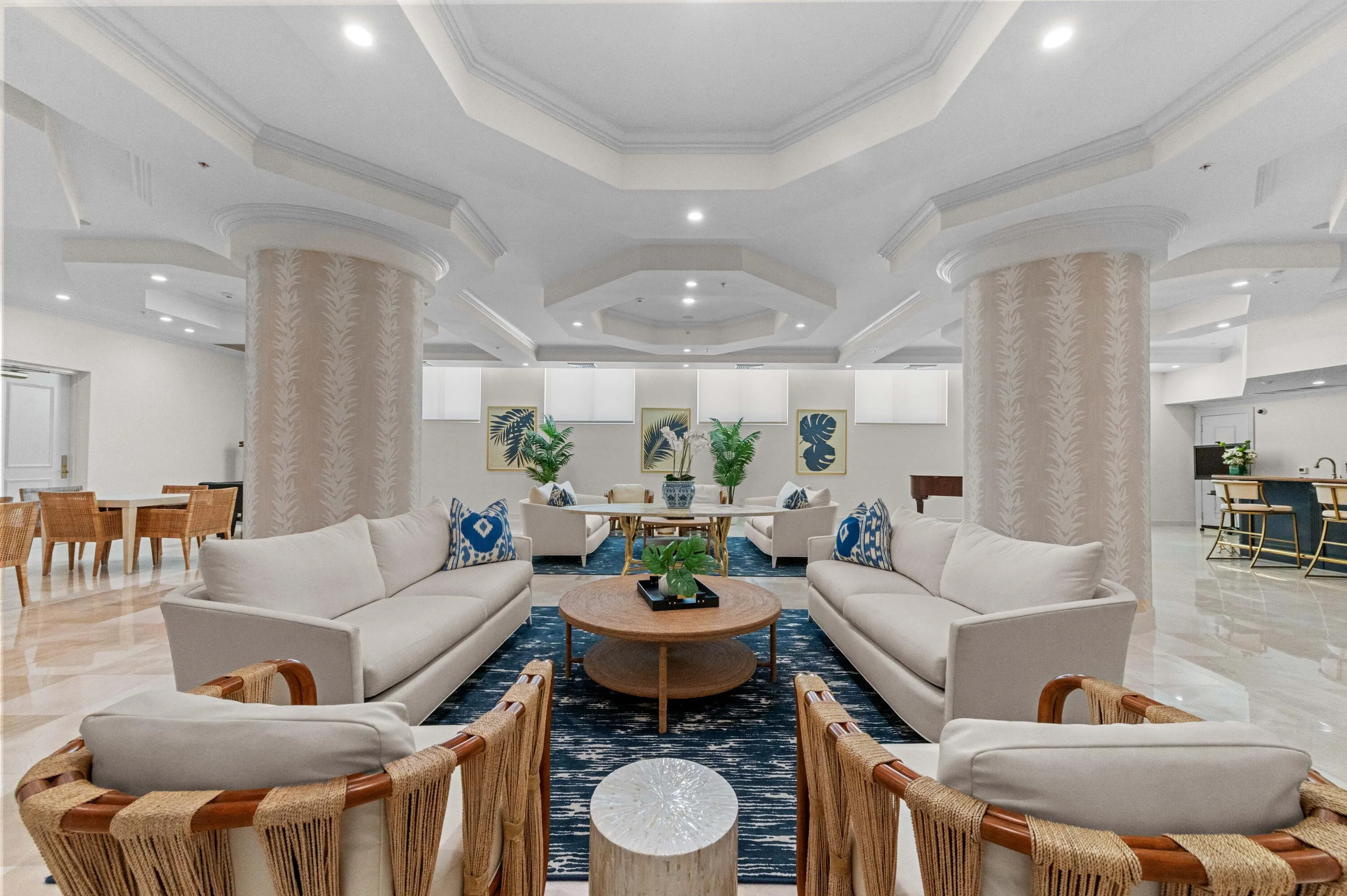 50 Clubhouse 06
