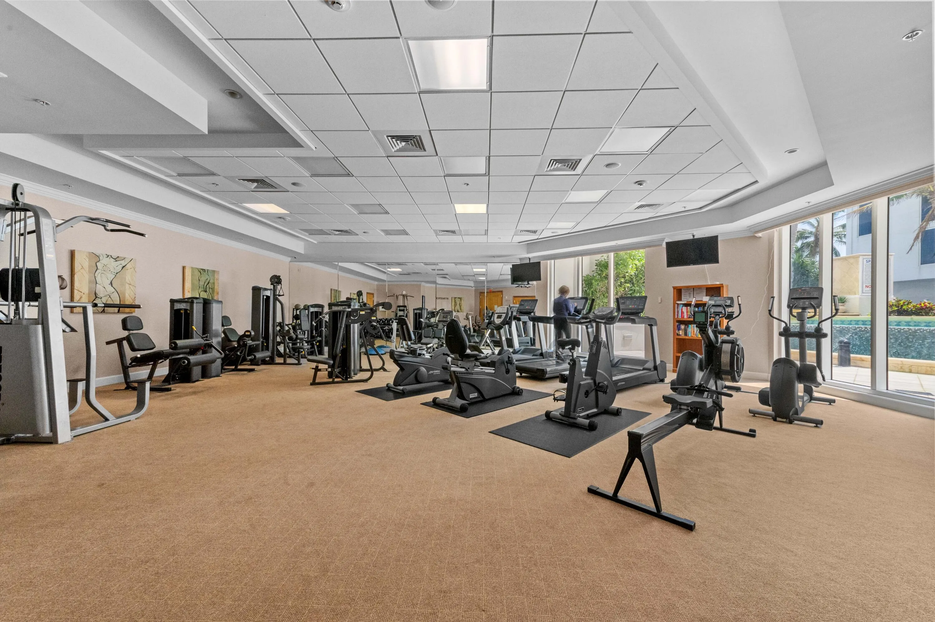 51 gym 01
