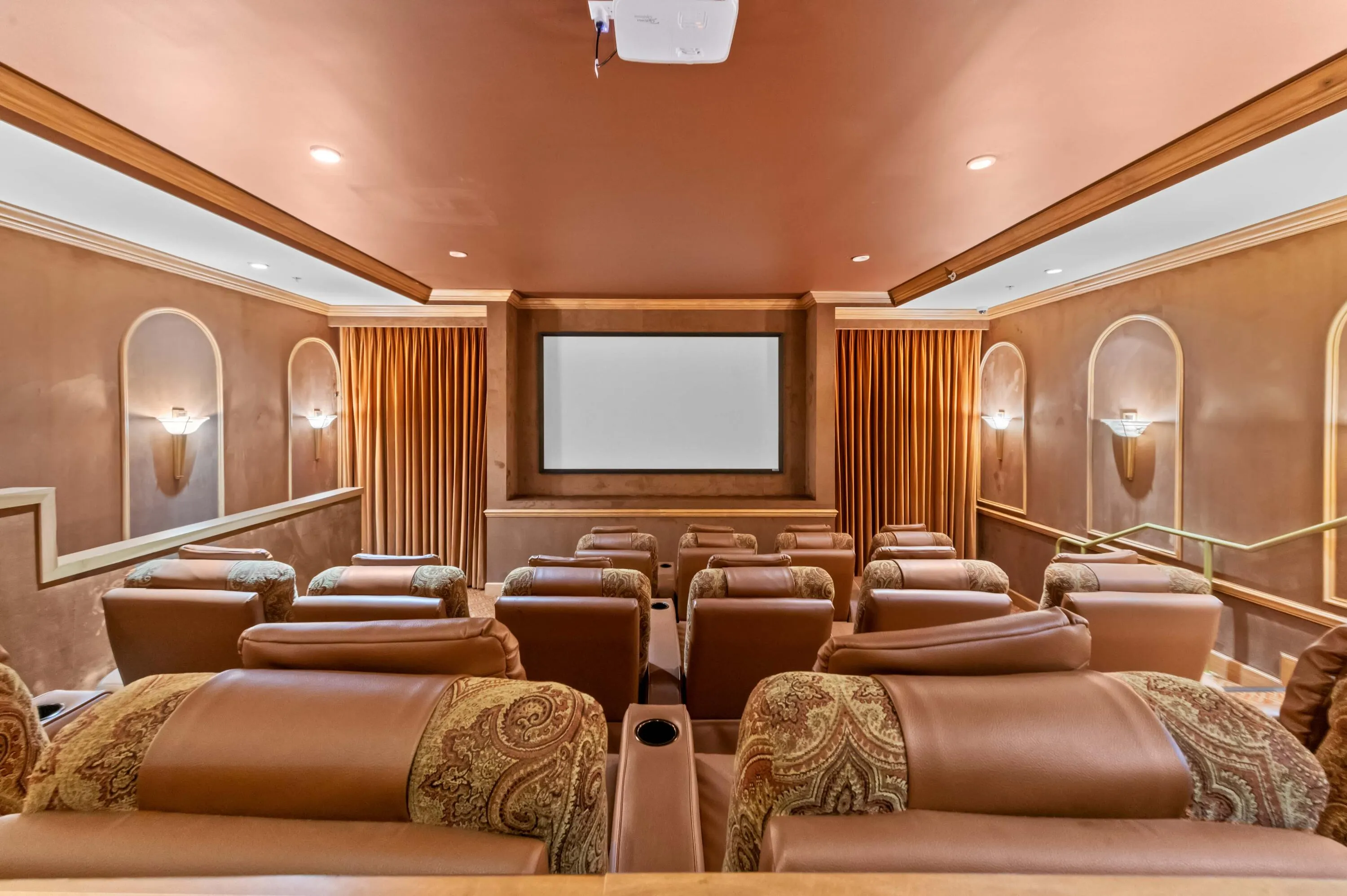 45 cinema 01
