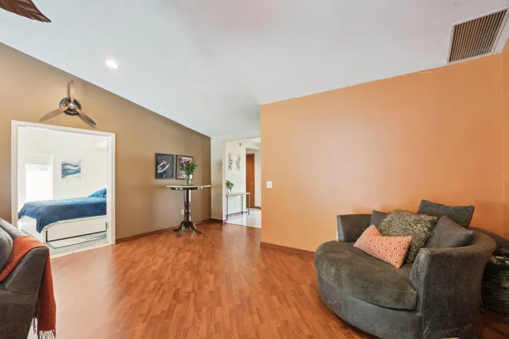 22-web-or-mls-P1750489