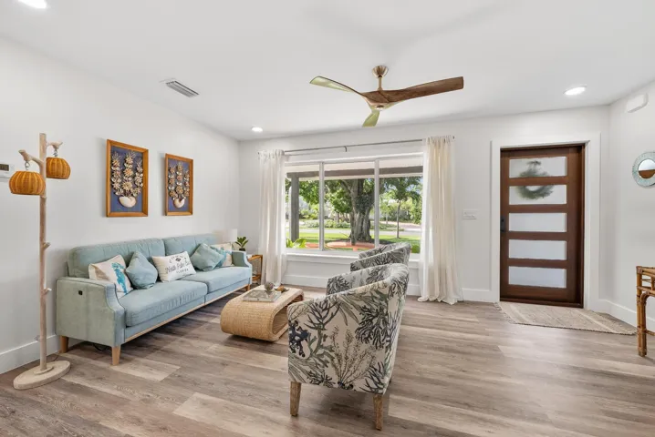 517 Gulf Road-15