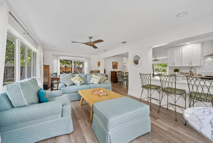 517 Gulf Road-22