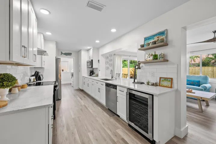 517 Gulf Road-10